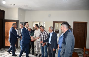 Kaymakamımız  Ömer Tuğrul KUNDAKÇI , Aksoy ailesinin taziyesine katıldı.